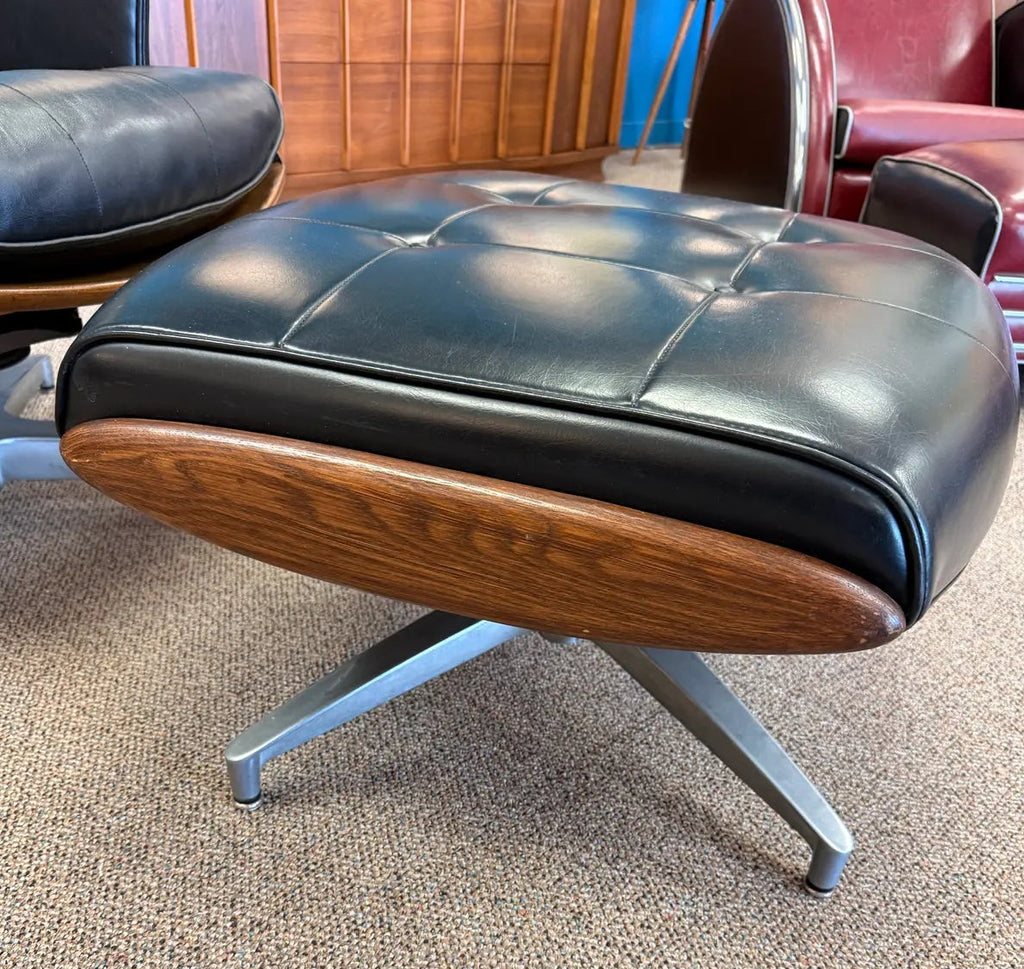 Mid Century Modern Attributed Heywood Wakefield Naugahyde Swivel Lounge Chair With Ottoman Model 710d 1960’s