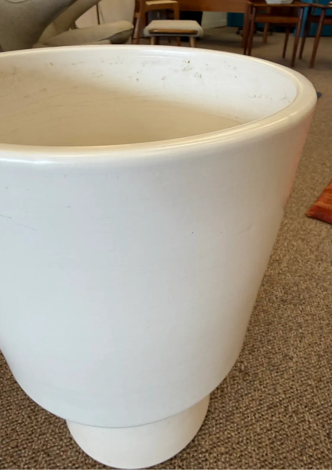 Mid Century Modern Large Matte White Chalice Pottery Planter in the Style of Malcolm Leland
