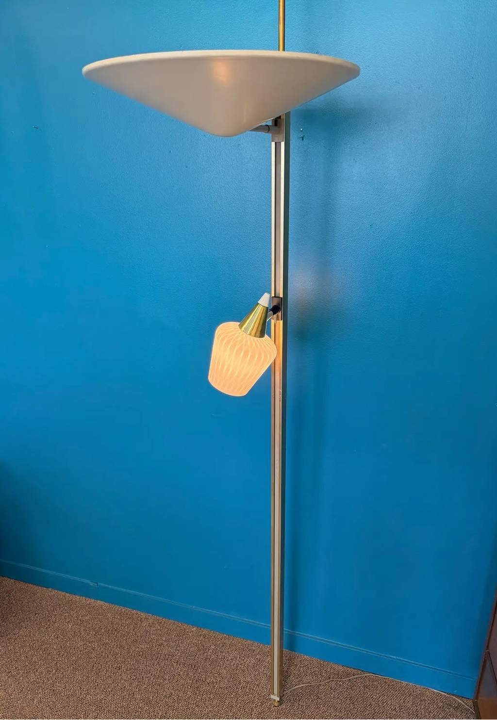 Rare 1950’s Lightolier Lytespan Tension Pole Lamp Designed by Gerald Thurston