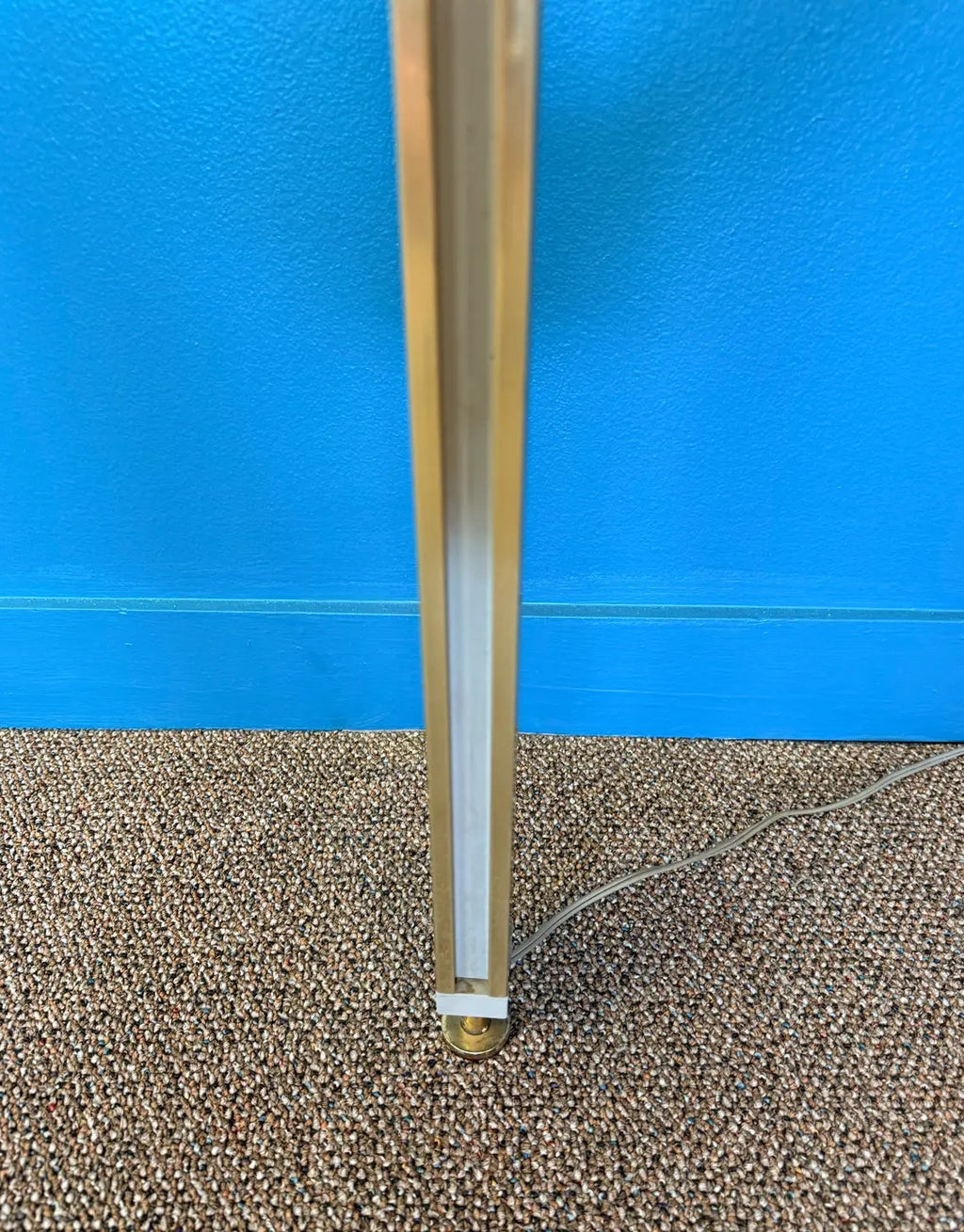 Rare 1950’s Lightolier Lytespan Tension Pole Lamp Designed by Gerald Thurston